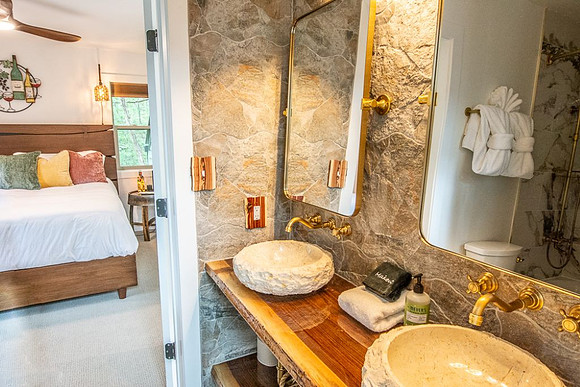 Bathroom 3 (1)