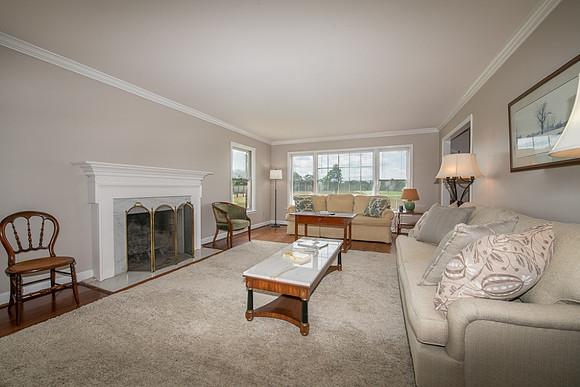 Living Room (8)