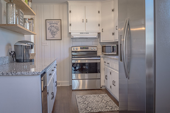 665 Tanbark Road