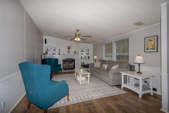 1867 Avon Road    (42)