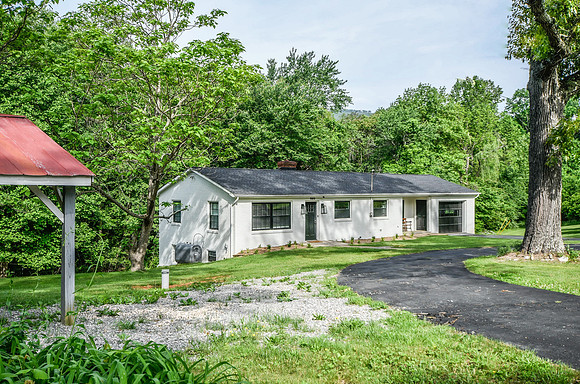 665 Tanbark Road (9)