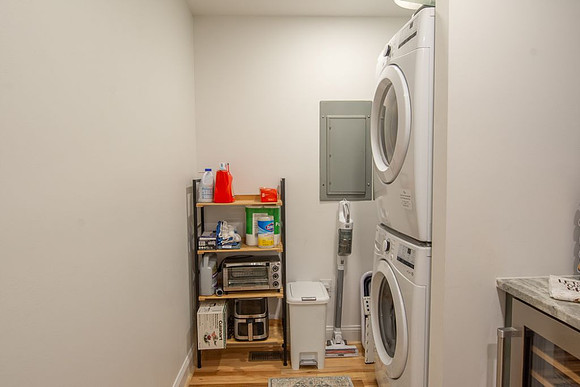 Laundry #1 (2)
