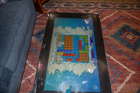 Ipad Coffee Table (1)