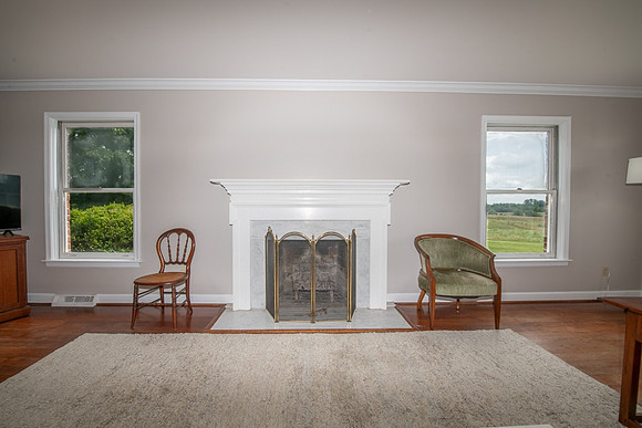 Living Room (3)