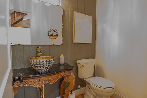 Bathroom 4 (1)