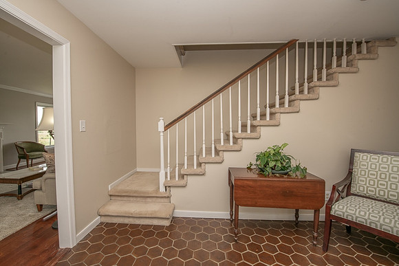 Front Foyer (4)