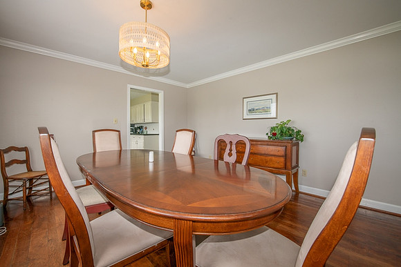 Dinning Room (2)