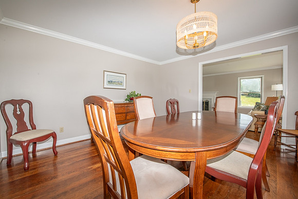 Dinning Room (3)