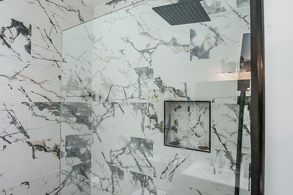 Bathroom 1 (3)
