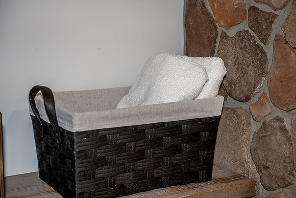 Details (7)