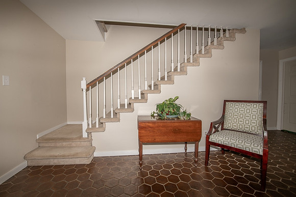Front Foyer (2)